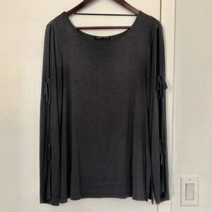 Cable & Gauge cutout sleeve top